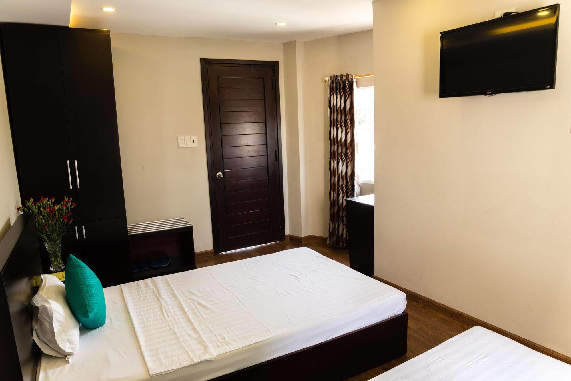 Cosmos Hotel Nha Trang By Ht Экстерьер фото
